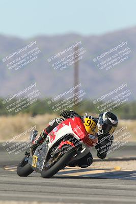 media/Oct-30-2025-Racers Edge (Thu) [[dabbdaf680]]/3-B Group/Session 4 Turn 16/